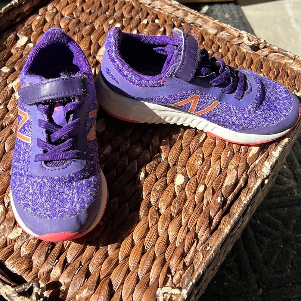 Kids Velcro new balance sneakers